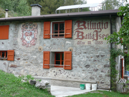 Rifugio Baita Iseo in Valle Camonica